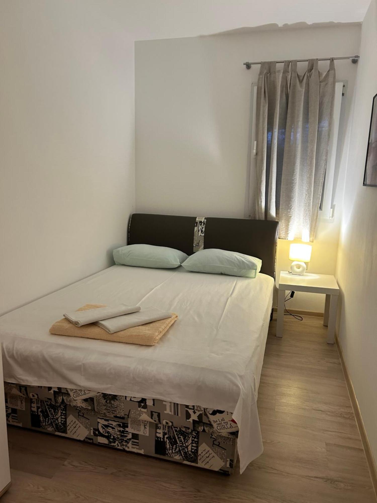 Apartment Srima Buitenkant foto