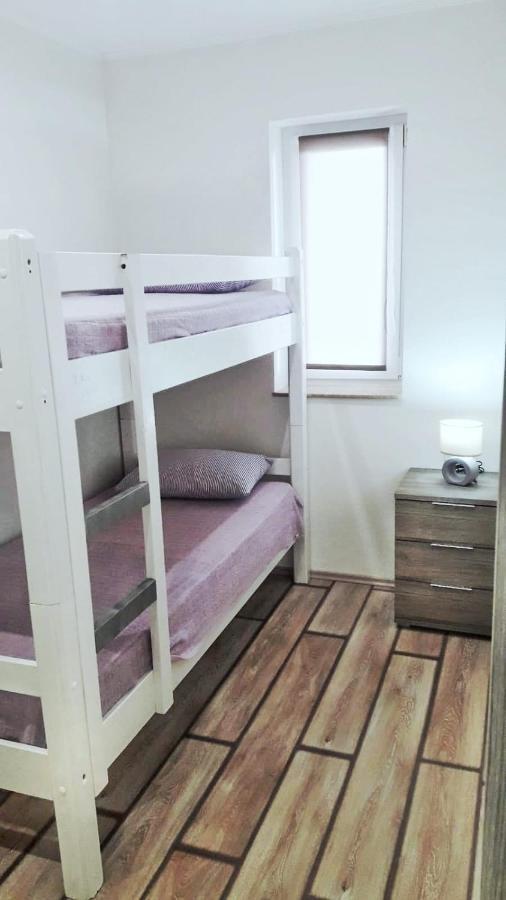 Apartment Srima Buitenkant foto